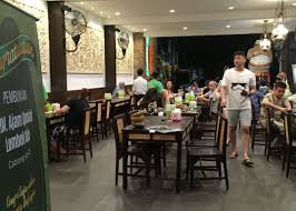 Harga menu resto kemuning karanganyar. Lombok Idjo Gubeng Surabaya Lengkap Menu Terbaru Jam Buka No Telepon Alamat Dengan Peta