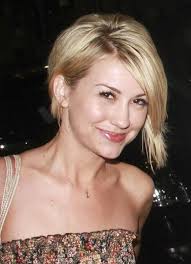 We provide easy how to style tips as well as letting you know which hairstyles will match your face shape, hair texture and chelsea kane is a fan of short and sassy hairstyles like the one seen here. Trendy Inverted Bob Hairstyle For Women Chelsea Kane Hair Style Hairstyles Weekly