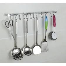 La barre de crédence est une solution de rangement incontournable dans la cuisine. Crochet Barre De Cuisine En Acier Inox 123cm Avec 12 Crochets Amovible Pour Suspendre Les Ustensiles De Cuisine Ou Salle De Bain Cdiscount Maison