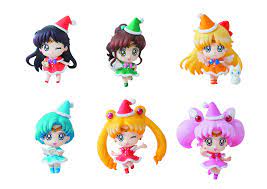 Amazon.com: Megahouse Sailor Moon Petit Chara: Sailor Moon Mini Figures  (Christmas Version) : Toys & Games