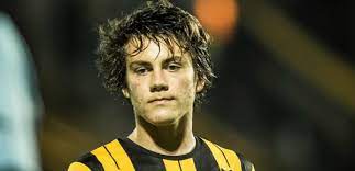 Manchester united have reportedly reached agreements to sign uruguayan pair edinson cavani and facundo pellistri ahead of the closure of the transfer window. Facundo Pellistri Wiki Age Height Fifa 21 Transfer Nationality Instagram Primal Information
