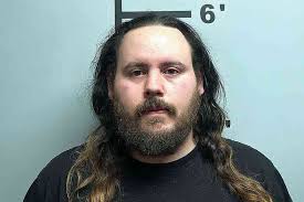 Photos, a carousel horse and a neon chicken: Auctioneers sell remaining  inventory at iconic AQ Chicken House in Springdale