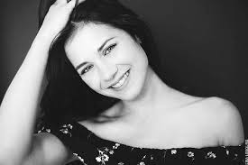 Saint-Lô. La saint-loise Alice Dufour brille à la Michodière