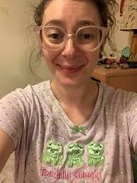 This is my favorite frog dress! I think this would be so great