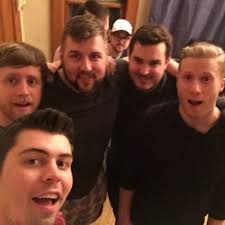 Christopher Pettis (@cristo_p_27)