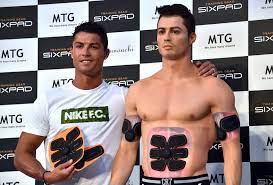 Cristiano Ronaldo meets near-nude clone in Tokyo