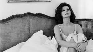 Her father riccardo was married to another woman and refused to marry her mother romilda villani, despite the fact that she was the mother of. How Sophia Loren Went From Extreme Poverty To Screen Goddess