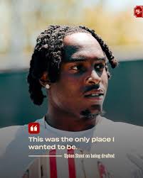 San Francisco 49ers added a new photo.