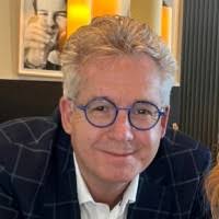 20200+ " Chris" profiles