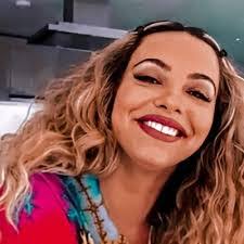 Laura Franceschi's Instagram, Twitter & Facebook