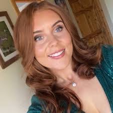 Rebecca Moldovan's Instagram, Twitter & Facebook