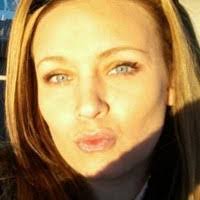 Lindsay Burch's Instagram, Twitter & Facebook