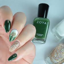 Patrick's day is all about feeling the luck. 14 St Patrick S Day Nail Designs My Daily Time Beauty Health Fashion Food Drinks Architecture Design Diy