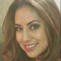 Amanda Lodge's Instagram, Twitter & Facebook