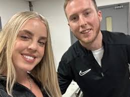 Evie Pullen's Instagram, Twitter & Facebook