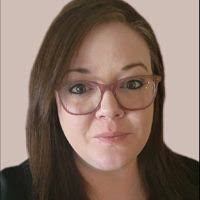 Ana Brant's Instagram, Twitter & Facebook