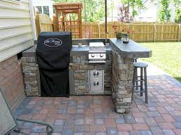 Cool 47 Incredible Outdoor Kitchen Design Ideas On Backyard Https Lovelyving Com 2017 09 2 Small Outdoor Kitchens Outdoor Kitchen Decor Outdoor Kitchen Plans