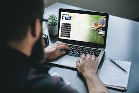 Fies is a program of the ministry of education (mec) whose objective is to grant financing to students in private higher education courses, with a positive evaluation in the processes conducted by the mec and offered by private higher education institutions that adhere to the program. Dilatacao Do Fies O Que E E Como Solicitar Revista Quero