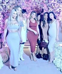 Kim Kardashian Kanye West Threw Amazing Cherry Blossom Theme Baby Shower For Third Baby Kim Kardashian Khloe Kardashian Style Kim Kardashian Style 2017