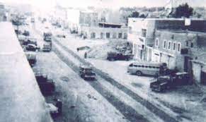 صورة شارع الخبيب قديما قبل السفلتة مقابل النقل الجماعي عام ١٣٨٣هـ outdoor