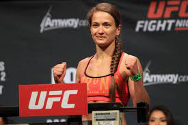 Karolina kowalkiewicz was at one point the most promising woman among the ufc ranks. Ufc 205 Fight Breakdown Joanna Jedrzejczyk Vs Karolina Kowalkiewicz Mmaoddsbreaker