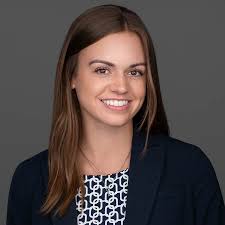 Rebecca Brackett's Instagram, Twitter & Facebook