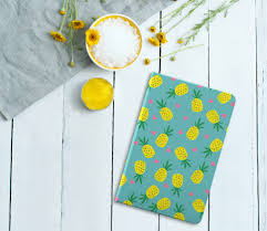 Studio Iggy Ananas Desenli Defterler Gorsele Tiklayarak Studio Iggy Nin N11 Sanal Magazasina Gidip Ucretsiz Kargo Secenegiyle Defter Notebooklar Not Defteri