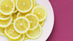 Seperti air jeruk lemon dan daun mint. Ternyata Ada Segudang Manfaat Lemon Untuk Wanita Sudah Tahu