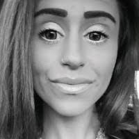 Nicole Ruggles's Instagram, Twitter & Facebook