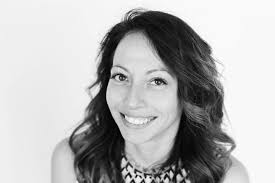 Amanda Tibbets's Instagram, Twitter & Facebook