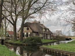 Travel guide resource for your visit to giethoorn. Datei Giethoorn Boerderij Perceel 9 Foto1 2013 04 28 18 02 Jpg Wikipedia
