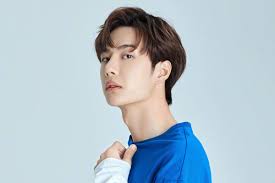 I think he uses a 1 guard on the sides and back, and the rest stays long and styles it a little left. Two Block Haircut Ideas The Extensive Collection Menshaircuts Com