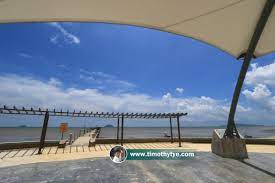 Kemudahan lain yang disediakan di pantai murni adalah taman permainan, tandas, surau dan kerusi untuk anda bersantai menenangkan fikiran. Pantai Murni Yan Kedah