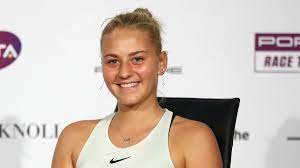 We would like to show you a description here but the site won't allow us. Tennis Sternchen Marta Kostyuk Verrat Ich Wollte Novak Djokovic Heiraten Eurosport
