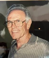 Gloria Hartman's Instagram, Twitter & Facebook