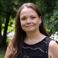 Michelle Jaques's Instagram, Twitter & Facebook