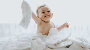 Nach einigen tagen wird der stuhl langsam heller und das schwarz wird zu dunkelgrün, grün und dann hellgrün. Stuhlgang Beim Baby Was Ist Normal 9monate De