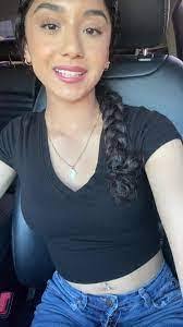 Ashley Barge's Instagram, Twitter & Facebook