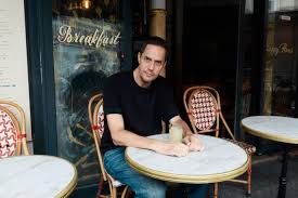Un apéro avec Grand Corps Malade : « J’ai grandi dans une époque où être raciste était honteux » — Le Monde.fr