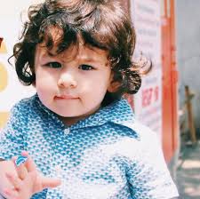 Pin By Tanaz Inamdar On Kareena Kapoor Khan Cute Baby Wallpaper Cute Kids Baby Pictures