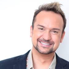 Some say that you should never meet your heroes but that is definitely not  the case with @pakkunmakkunpakkun !! I have followed, respected, and even  got to work with him- and trust