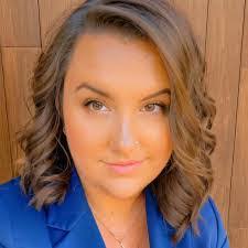 Danielle Devaney's Instagram, Twitter & Facebook