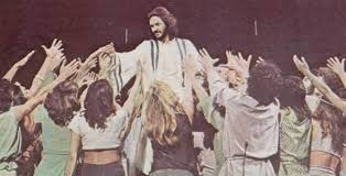 España poco secundada en realizar grandes eventos musicales en la época franquista a excepción del genero teatral como era la zarzuela, que como centro iniciador fue en el palacio de la zarzuela, allí situado estaba el teatro de la zarzuela que fue inaugurado en 1856 para conmemorar así el día 10. Adios A Camilo Sesto Adios A Jesucristo Superstar