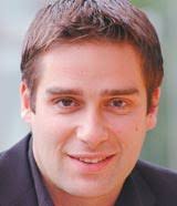 Electronic Arts raises Euro boss to world role