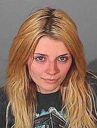 See more of mischa barton on facebook. Mischa Barton Shows Off Her Healthier Figure While Taking A Break From Filming In New York Mirror Online