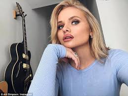 Alli simpson wears a pink, striped suit to the boohoo x nasty gal x boohooman housewarming party on wednesday (september 11) in sydney, australia. Alli Simpson Denies Plastic Surgery And Says She Prefers A Natural Look Daily Mail Online