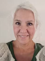 Tips på ställe att äta lunch imorgon lördag där man får ta med hund! Gärna  något lite mer lantligt. Ge mig alla era tips!