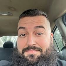 Aaron Lemaster's Instagram, Twitter & Facebook