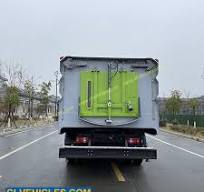 HOWO 6 Wheels Water Jetting 8000L Water Tank and 7000L Garbage Tank Truck Sweeper