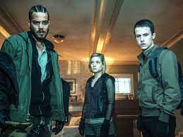 Don't breathe smartly twists its sturdy premise to offer a satisfyingly tense,. We Need To Talk About That Awful Don T Breathe Twist Wired